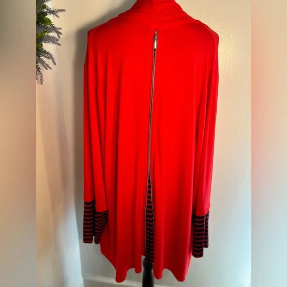 Cupio, 3X, red, open long sleeve cardigan, w/blue striped cuff, exposed rear zip - Picture 4 of 9